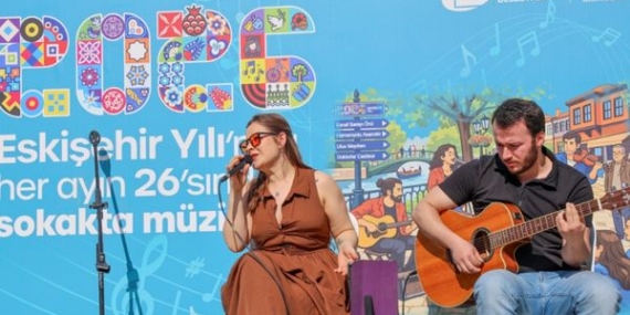 Eskişehir’de “arabasız pazar” ve “sokakta müzik var” etkinlikleri düzenlendi