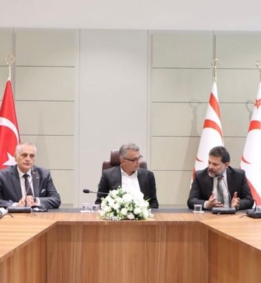 Hatay heyetinden KKTC Cumhurbaşkanı Erhürman’a ziyaret