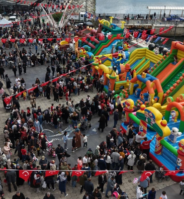 Gemlik’te 23 Nisan Ulusal Egemenlik ve Çocuk Bayramı kutlandı