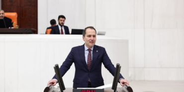 Erbakan: Erken seçim yapılmalı