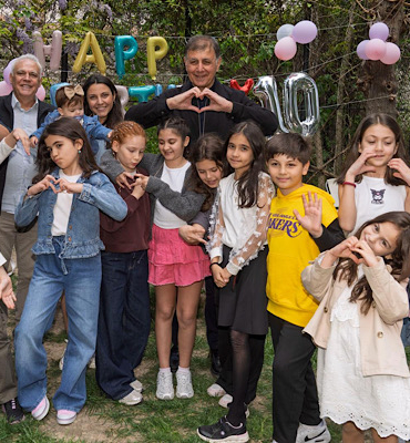 Başkan Tugay, Hasanağa Bahçesi’nde vatandaşlarla bir araya geldi