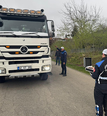 Ordu’da ağır tonajlı araçlara yönelik denetimler yoğunlaştırıldı