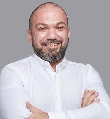 Lynqor, yapay zeka destekli modeliyle BAE’de lansman yaptı