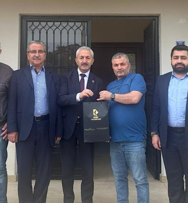 İzmit Belediyesi heyeti, muhtarları ziyaret etti