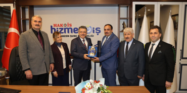 Başkan Genç, Hizmet-İş Sendikası’nı ziyaret etti