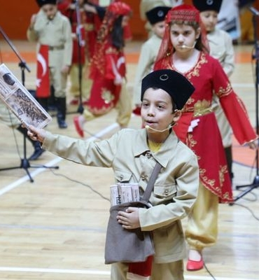 İnegöl’de 23 Nisan törenlerle kutlandı