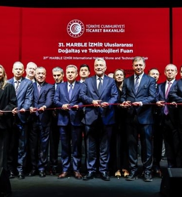 İzmir’de doğal taş fuarı başladı