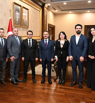 Aktaş’a Dünya Veteriner Hekimler Günü ziyareti