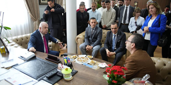 Zafer Partisi Genel Başkanı Özdağ, Beydağ Belediyesi’ni ziyaret etti