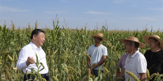 Xi Jinping’den emekçilere övgü