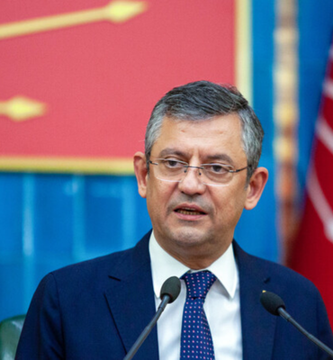 Özel, Cindoruk’un cenaze törenine katıldı