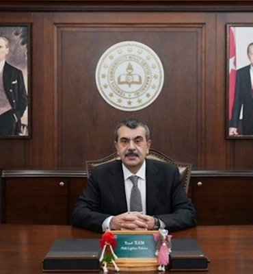 Bakan Tekin, 81 ilin milli eğitim müdürleriyle güvenlik gündemiyle toplandı