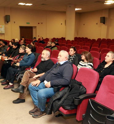 YENİMEK’te bahçe bitkileri ve yeşil alan düzenleme kursu başladı