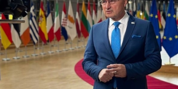 Radman, Hindistan Dışişleri Bakanı Jaishankar ile telefonda görüştü.