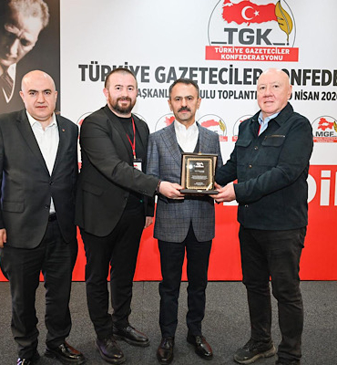 Vali Aktaş, Türkiye Gazeteciler Konfederasyonu gala gecesine katıldı