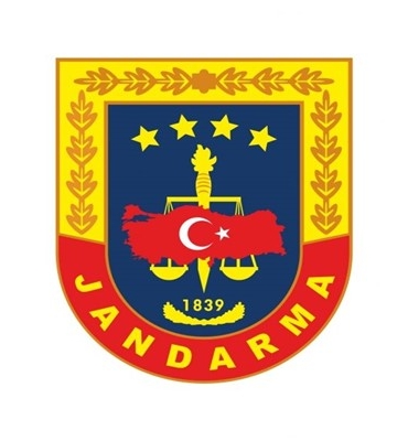 Kocaeli’de jandarma ekipleri kalp krizi geçiren vatandaşı hastaneye ulaştırdı