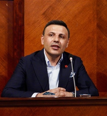 Çelik: Çocuklara güvenle büyüyecekleri bir ülke bırakmak hepimizin görevi