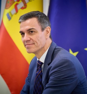 Sanchez: Gençlerimizin sosyal medyada geçirdiği her saat depresyon riskini artırıyor