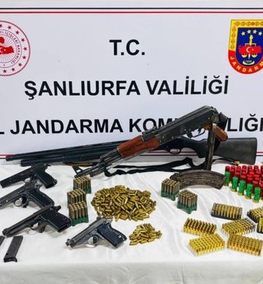 Şanlıurfa’da kaçak sigara ve uyuşturucu operasyonları düzenlendi