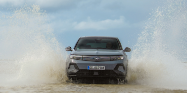 Yeni Opel Grandland Elektrik AWD Türkiye’de satışa sunuldu