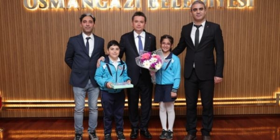 Osmangazi’de belediye başkanlığı koltuğu çocuklara devredildi