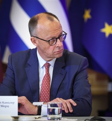 Merz: İşverenler, sosyal güvenlik primlerinden muaf bir teşvik primi ödeyebilir