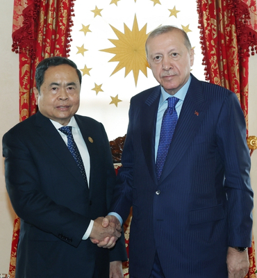 Cumhurbaşkanı Erdoğan, Vietnam Meclis Başkanı Man’ı kabul etti