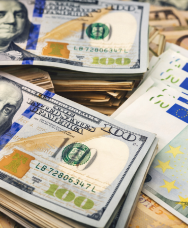 EUR/USD paritesinde aşağı yönlü eğilim sürüyor