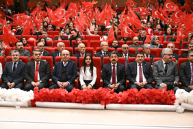 Başkan Ekicioğlu, 23 Nisan kutlama programlarına katıldı