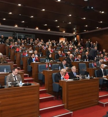 Trabzon Büyükşehir Belediyesi’nin 2025 faaliyet raporu oy birliğiyle onaylandı