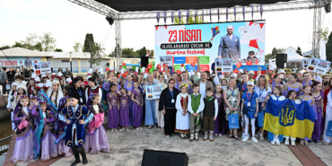 Antalya’da Uluslararası Çocuk ve Uçurtma Festivali düzenlendi