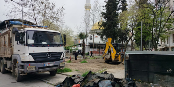 İhsaniye Merkez Camii çevre düzenleme çalışmaları başladı