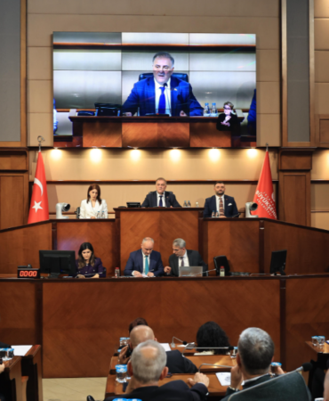 İBB Meclisi’nde “mühürsüz oy” tartışması