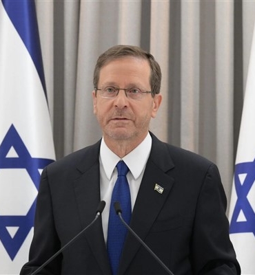 Herzog: Terör kurbanlarını unutmayacağız