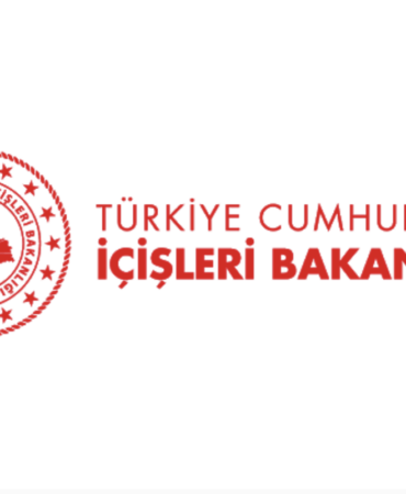 Bakanlar Kahramanmaraş’ta yaralı öğrencileri ziyaret etti