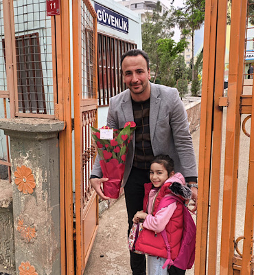 Karaköprü’de velilerden öğretmenlere dayanışma ziyareti