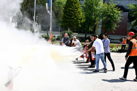 Muratpaşa’da uygulamalı yangın tatbikatı gerçekleştirildi