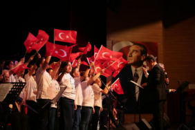 Kepez’de 23 Nisan konseri düzenlendi