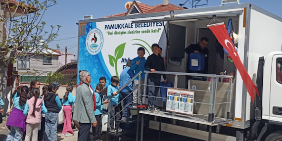 Mobil Atık Toplama Aracı’nın son durağı Akhan Mahallesi oldu