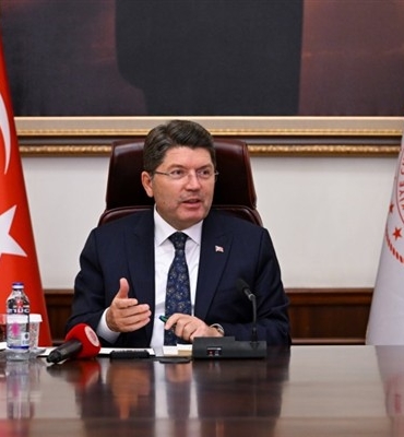 Tunç: Demokrasimizi güçlendirmeye devam edeceğiz