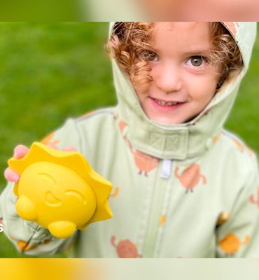 Elaves’ten 23 Nisan’a özel kampanya:  “En güzel hediye, ekransız bir çocukluk”