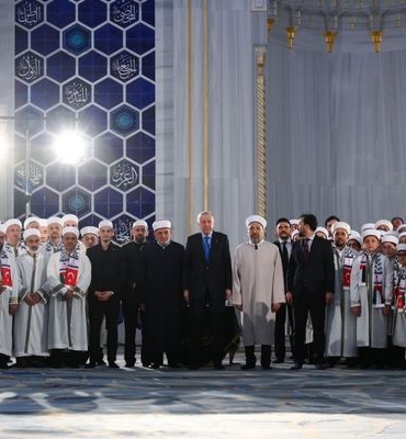 Cumhurbaşkanı Erdoğan, hafızlık icazet programına katıldı