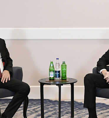 Aliyev, KKTC Cumhurbaşkanı Erhürman ile bir araya geldi