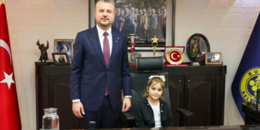 Buca’da başkanlık koltuğu Adasu’ya devredildi