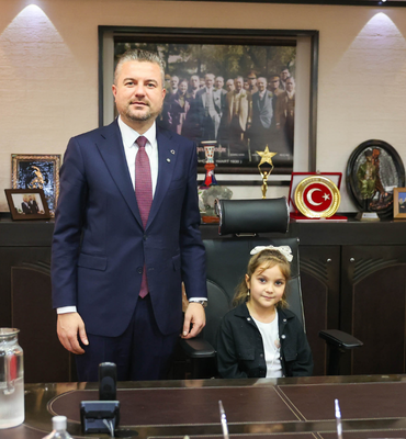 Buca’da başkanlık koltuğu Adasu’ya devredildi