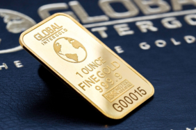 Ons altın ve gümüş fiyatları düşüş gösterdi