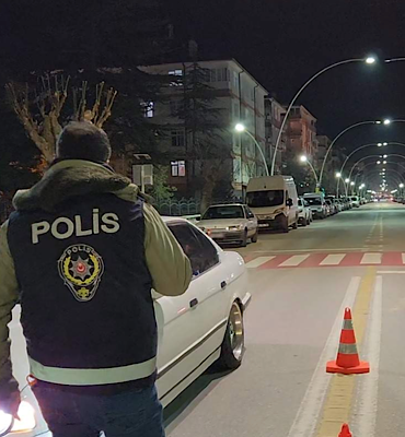 Karaman’da 13 aranan şahıs yakalandı