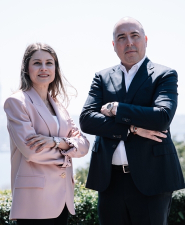 Bernhard H. Mayer yeni saat koleksiyonu Interra‘yı tanıttı